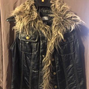 Black leather vest faux fur trim